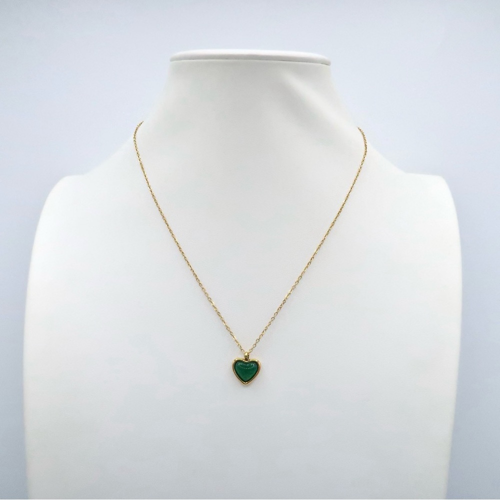 18K IMPERIAL JADE HEART NECKLACE